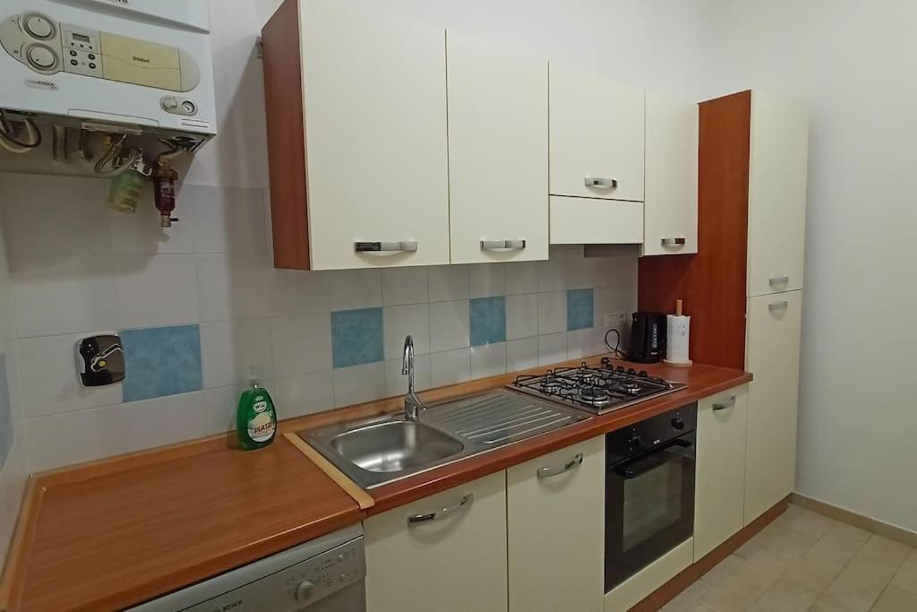 Rome - Termini House Apartment ภายนอก รูปภาพ
